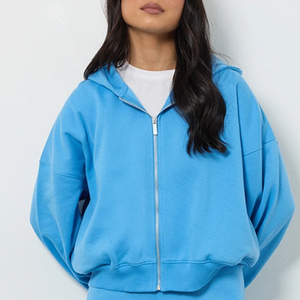 Ensemble de survêtement douillet en polaire douce et chaude de haute qualité pour femme, coupe oversize, idéal pour l'hiver, design streetwear 2 pièces, collection 2026 - Product Image 2