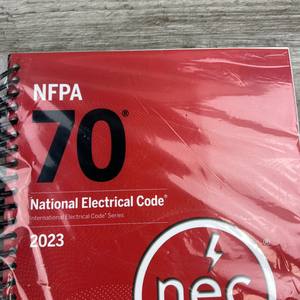 NFPA 70: Código Eléctrico Nacional 2023 | Edición en espiral Guía completa de estándares eléctricos (VENTA AL POR MAYOR) - Product Image 3