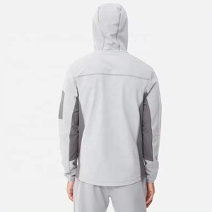 Ensemble coupe-vent imperméable personnalisé pour hommes Survêtement en nylon décontracté de haute qualité avec impression de logo Ensemble coupe-vent sport randonnée pour hommes - Product Image 3