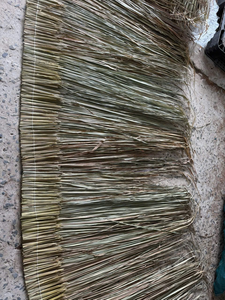 เสื่อหญ้าทะเลแบบเย็บจาก Cyperus-Typha หลังคามุงด้วยหญ้าทะเลทำจากเวียดนาม - Product Image 2