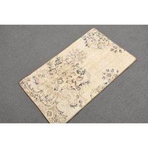 1.6x2.8 ft Turkish <b>Small</b> <b>Rug</b>, Beige Black Vintage Moroccan Wool <b>Rug</b> - Product Image 3