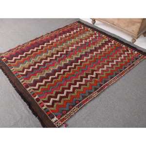 4.8x5.8 ft Rug, Turkish Vintage Area Rug, <b>Red</b> Kilim <b>Wool</b> Rug - Product Image 2