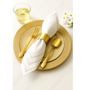 Assiette chargeur en métal de couleur bleue avec rond de serviette gratuit, touche élégante à votre vaisselle, parfaite pour les collections d'ustensiles de cuisine modernes - Product Image 2