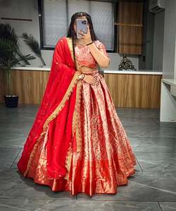 Vente en gros de Lehenga Choli pakistanais en une seule pièce pour femmes, robe brodée pour mariage, fête de mariage - Product Image 4