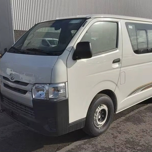 รถยนต์มือสองคุณภาพดีราคาประหยัด ปี 2021 โตโยต้า ไฮเอซ หลังคาเรียบ เครื่องยนต์ดีเซล 2.5 ลิตร เกียร์ธรรมดา พวงมาลัยซ้าย - Product Image 1