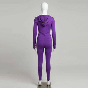 Ensemble personnalisé pour femme : survêtement deux pièces basique avec sweat à capuche, veste zippée et pantalon évasé, coupe ajustée, style jogging - Product Image 4