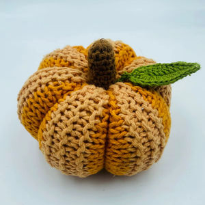 Llavero de Calabaza de Halloween y Acción de Gracias, Hecho a Mano con Ganchillo de Algodón, Suave, No Tóxico, Regalo Festivo - Product Image 1