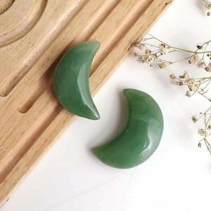 Top vente bonne qualité naturel vert Aventurine lune forme Cuted Soha Agate pierre précieuse pour cadeau et décoration vente - Product Image 5