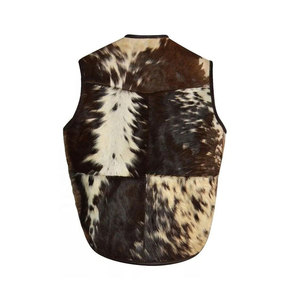 Cheveux de finition de texture naturelle sur le gilet en cuir Cheveux respirants sans manches fonctionnels et élégants sur le gilet en cuir - Product Image 4