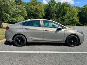 Chevrolet Cruze LT berline à traction avant d'occasion 2018 - Product Image 4