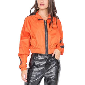 Vestes coupe-vent pour femmes Tissu en nylon polyester respirant pour l'entraînement d'hiver Techniques imprimées Veste coupe-vent pour femmes - Product Image 4