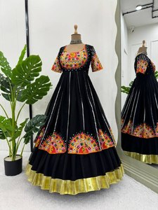 Moderno Faux Georgette Lehenga Choli Trending Party Wedding Diwali Traje de Graduación - Product Image 2