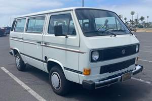 Volkswagen Vanagon L 1984 d'occasion en bon état, 1 propriétaire, boîte manuelle 4 vitesses, moteur remis à neuf, provenance Californie - Product Image 3