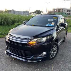 Toyota Harrier Premium d'occasion, année 2016 - Product Image 1