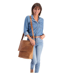 2024 sac à bandoulière en cuir vintage personnalisé sacoche pour femmes et hommes OEM personnalisé fabricant - Product Image 1