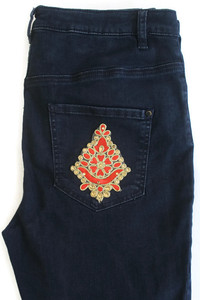 2025 traditionnel brodé rouge or en forme de coeur Applique Patch fabriqué à la main toile tissu mariage décor perles pour vêtements ethniques - Product Image 5