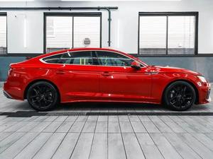 Venta Especial: SQ8 Sportback Premium Plus 2022 en Tendencia, con Volante a la Izquierda, 45 T F-SIAWD RTS - Product Image 2