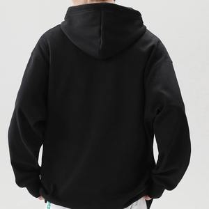 Sudaderas con capucha de colores sólidos personalizadas de alta calidad para hombres, sudaderas con capucha transpirables y cómodas de gran tamaño para colección de invierno para hombres - Product Image 3