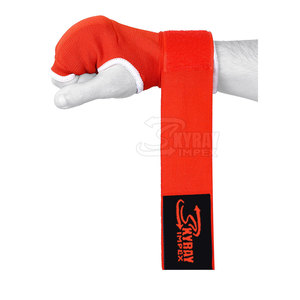 Gants intérieurs en matériau de couleur professionnelle Gants de boxe personnalisés Gants de boxe intérieurs fabriqués en usine - Product Image 6