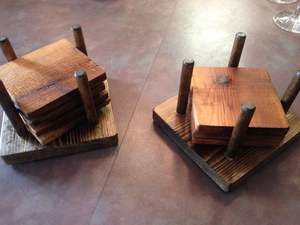 Sous-verres en bois fabriqués à la main écologiques avec une belle finition pour protéger contre les taches d'anneaux de boisson et les dommages de surface - Product Image 3