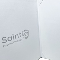 Titulaire de certificat de graduation avec logo personnalisé