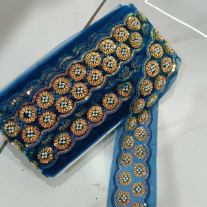 "ผ้าลูกไม้ลูกปัดคุณภาพสูงสำหรับชุดเดรสลูกไม้ปักลายหรูหราพร้อมเลื่อมและลูกปัดสำหรับชุดแต่งงานตอนเย็น - Product Image 1