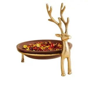 Christmas Decorative Wooden Serving Bowl with Metal Deer Stand Hotels and Restaurant Tabletop Candy Serving Platter Round Bowl
