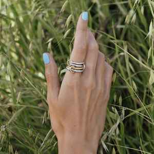 Último anillo de banda de conector de enlace múltiple de plata de ley 925, anillo de conector entrelazado para hermana, regalo de cumpleaños para novia - Product Image 2