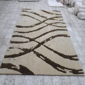 Alfombra elegante hecha a mano para interiores modernos - Product Image 4