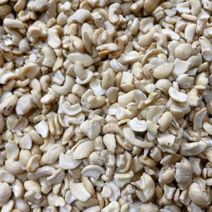 Fournisseur de confiance Noix sèches SANTIGO Kaju Cashew cassées à vendre Noix de cajou Faible MOQ Emballage personnalisé - Product Image 1