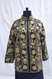 Chaqueta Acolchada Kantha Bordada Suzani Hecha a Mano al por Mayor para Mujer, Talla Única Regular, Otoño/Invierno, Lona Ecológica - Product Image 5