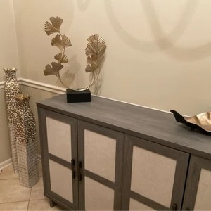 Florero de Piso Dorado de Lujo, Ideal para Interiores Minimalistas, Sala de Estar, Consola y Esquinas Decorativas, Venta al por Mayor desde India - Product Image 2