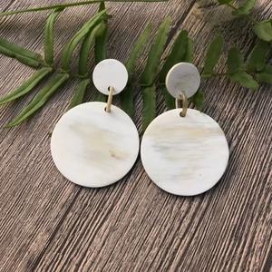 Pendientes de Cuerno de Búfalo para Niñas, Pendientes de Mujer, Joyería de Cuerno, Cuerno Natural para Mujer, Alta Calidad - Product Image 1