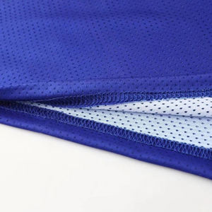 Uniforme de tennis respirant de haute qualité avec logo personnalisé sur le devant Tarif de gros disponible à la vente - Product Image 5