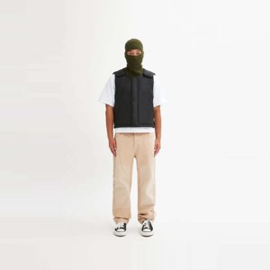 조절 가능한 숄더 스트랩과 지퍼 클로저가 있는 블랙 박시 크롭 핏, 현대적인 디자인과 기능성 핏 통기성 - Product Image 2