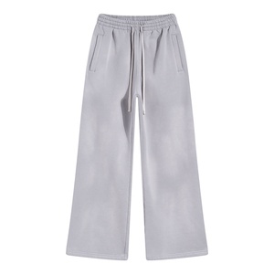 Pantalones de chándal de lona personalizados para hombre, de corte recto oversize, estilo vintage, con efecto desgastado por el sol y lavado ácido, acampanados, con cintura elástica - Product Image 3
