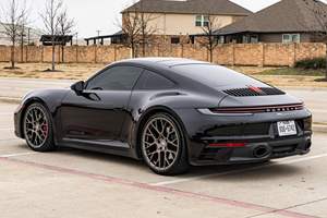 ซูเปอร์คลีน 2020 สำหรับ 911 Carrera 4S Sedan 443 แรงม้า เครื่องยนต์ทวินเทอร์โบ 6 สูบเรียง AWD Sport ไมล์น้อย ล้อแม็ก R20 เบาะหนังสีเข้ม - Product Image 4