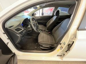 ACCENT 2022 USADO EN BUEN ESTADO, SEDÁN, TRACCIÓN DELANTERA, AUTOMÁTICO, 120 HP, 1.6L, 14 VELOCIDADES - Product Image 2