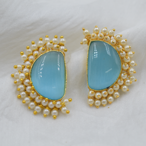 Dernière collection de boucles d'oreilles en pierre Boucles d'oreilles en plaqué or de créateur Boucles d'oreilles en plaqué or 18 carats faites à la main pour femmes en gros - Product Image 1