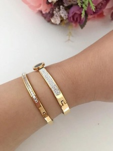 Sparkling Brilliance Gold Plated Diamond Bracelet Set con esmalte negro Charm Timeless Luxury Moissanite Bracelet - Product Image 2