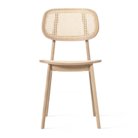 Chaise de salle à manger en rotin de haute qualité au design moderne avec dossier en bois tressé pour la maison, les hôtels et les appartements