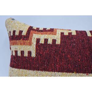 Almohada de lana bohemia de lujo roja Cojín de patrón vintage geométrico tejido de 12x24 pulgadas para uso en el hogar y el sofá - Product Image 2
