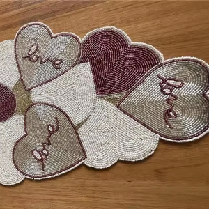 แผ่นรองจานทำมือประดับลูกปัดหรูหรา ทนทาน กันลื่น จาก MS Handicraft - Product Image 1