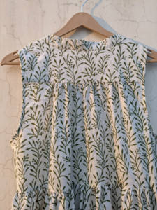 Robe maxi d'été douce en pur coton pour femmes, sans manches, imprimé floral bohème, imprimé à la main, écologique, légère, indienne - Product Image 3