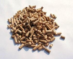 Bûches de bois de pin de haute qualité de 6 mm pour système de chauffage, disponibles en vrac pour l'exportation et le commerce de gros - Product Image 3