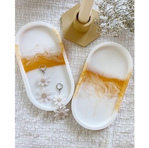 Bandeja de Resina con Acabado Brillante Elegante para Servir Pasteles, Jugos y Alimentos, para Uso en el Hogar y Hoteles - Product Image 2