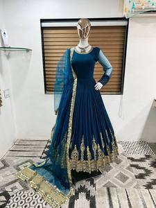 2024 Punjabi Style romain indien occidental femmes ready-made Churidaar robe matériel haute qualité Net bas prix costume Salwar - Product Image 5