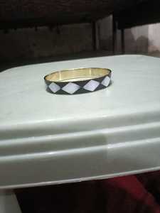 Brazaletes Vintage con Incrustaciones de Moissanita Hechos a Mano para un Estilo Atemporal y un Lujo Refinado para el Día a Día - Product Image 4