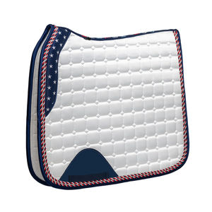 Ensemble de tapis de selle anglais en cuir sur mesure de qualité supérieure, assorti au style équestre, pour l'équitation et le dressage, tissu respirant - Product Image 1