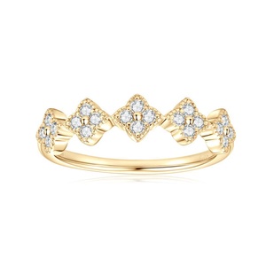 Bague de mariage unique demi-éternité en argent 925, 1,5 mm, moissanite, bague empilable en grappe, tendance, fleur, trèfle à quatre feuilles porte-bonheur - Product Image 2